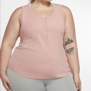 Nike
Women's Henley Tank (Plus Size Yoga)
